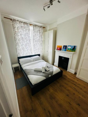 London Apartment